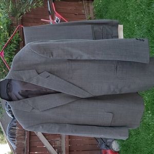 Men's Jeffrey Banks 2Pc. Gray Suit 54R